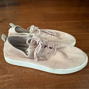 Casual blush pink/nude suede Steve Madden Sneakers, size 9